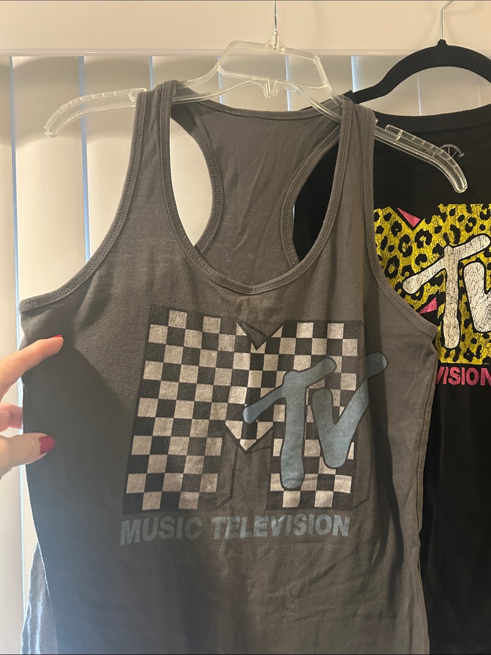 MTV Kids Yellow Logo Tank Top with Bold Retro Graphic - Picture 3 of 7